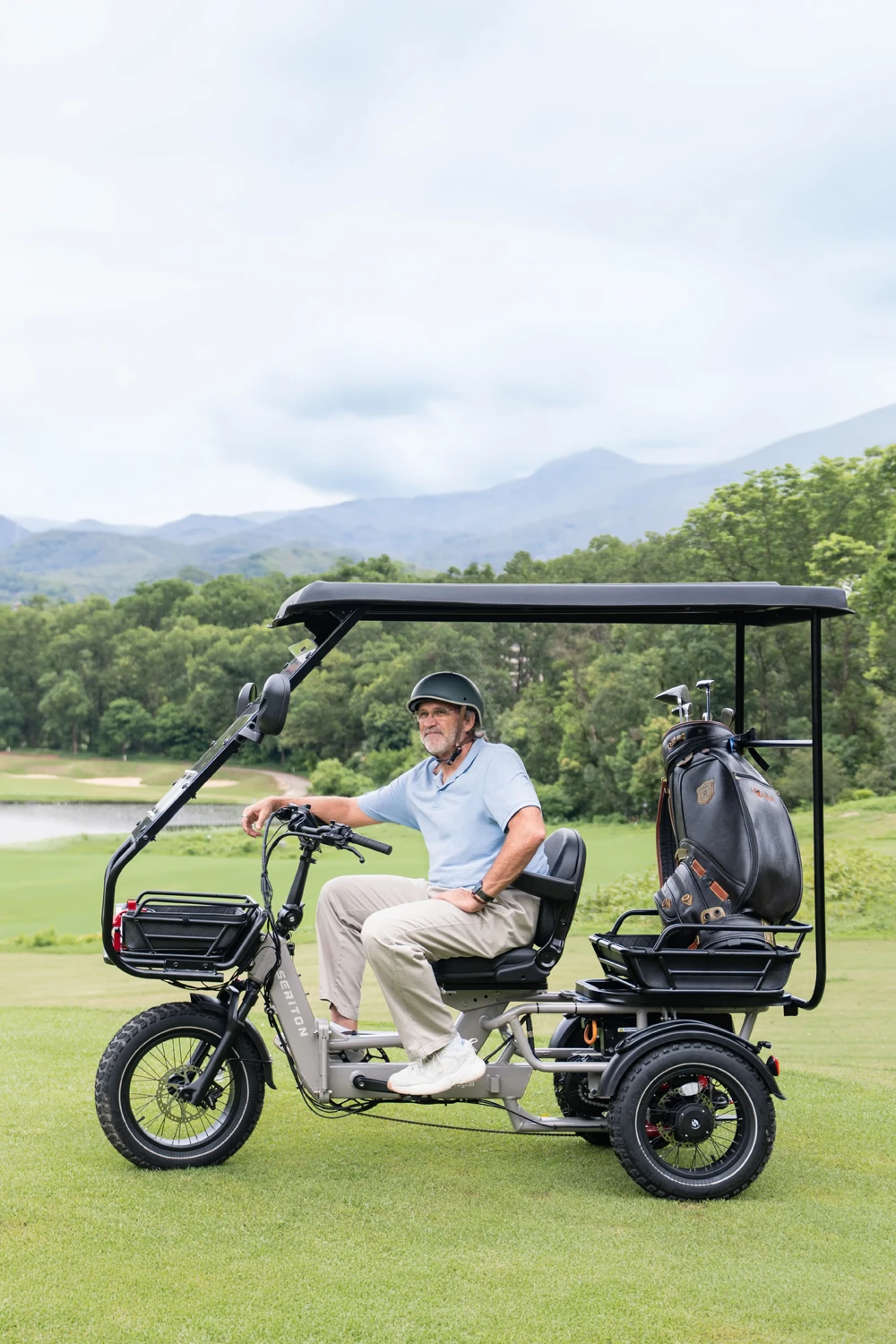 SERITON with a canopy on a golf course